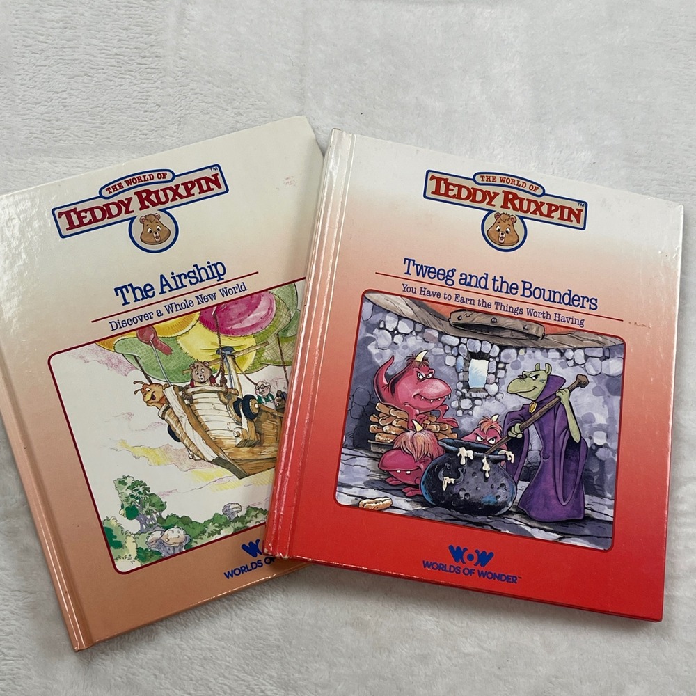 Vintage Teddy Ruxpin Books Worlds of Wonder The Airship Tweeg & the Bounders 2pc
